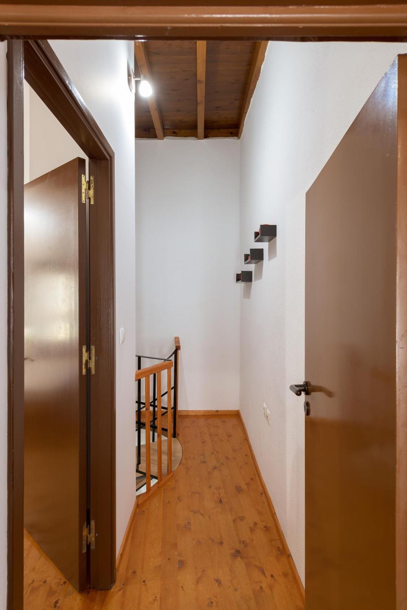 Rustic Self-Inn Rhodes City 外观 照片